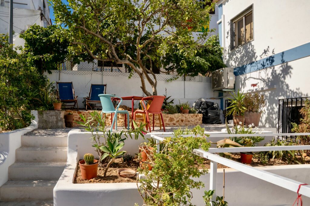 Casa do Centenario holiday home in Ferragudo, Algarve outdoor space